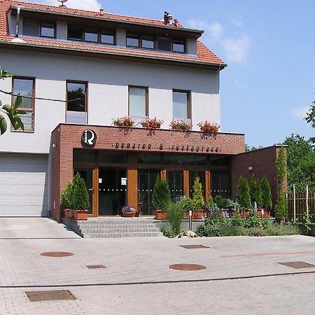 Penzion Ruland Hotel Brno Bagian luar foto