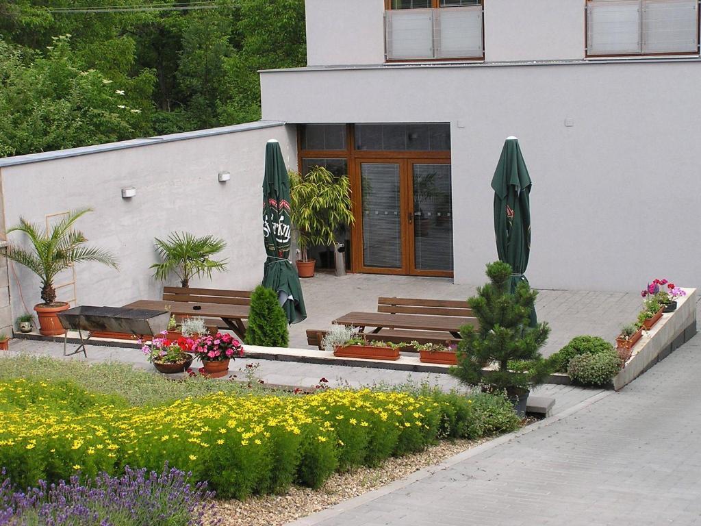 Penzion Ruland Hotel Brno Bagian luar foto