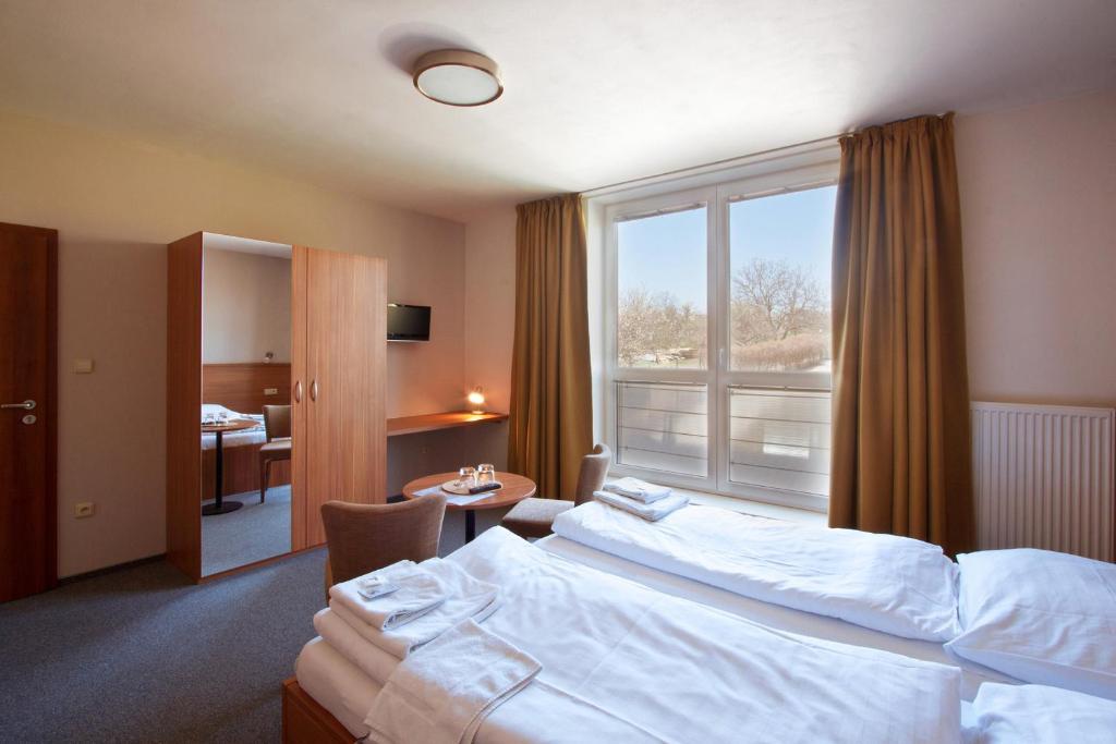 Penzion Ruland Hotel Brno Bagian luar foto